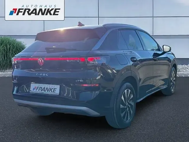 Neu VW T-Roc Style 150 PS (110 kW) 2026 Grenadillschwarz metallic SUV