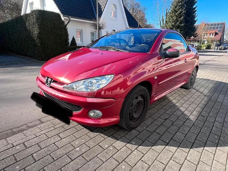 Gebraucht Peugeot 206 CC 109 PS (80 kW) 2003 Rot Cabrio