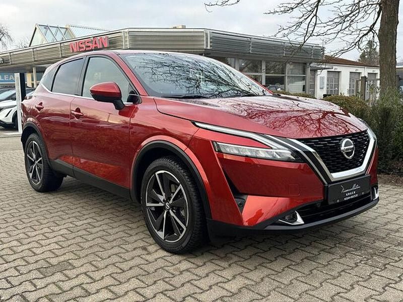 Gebraucht Nissan Qashqai Tekna 158 PS (116 kW) 2022 Rot SUV