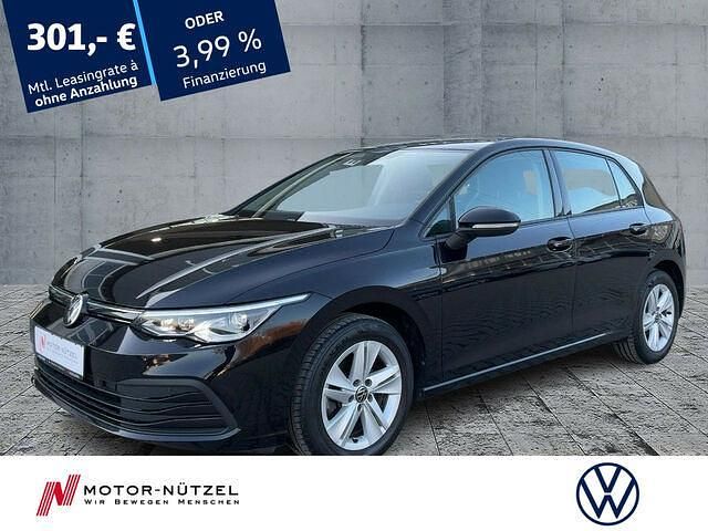 Schwarz Gebraucht 2021 VW Golf VIII Life Limousine | 19.960 € (Etwas zu teuer) - Bild 1/2