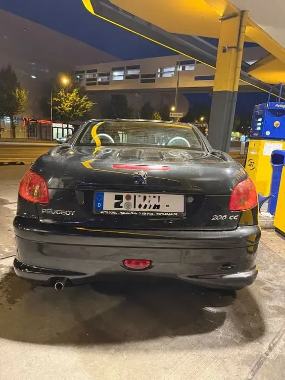 Gebraucht Peugeot 206 CC Platinum 109 PS (80 kW) 2007 Schwarz Cabrio