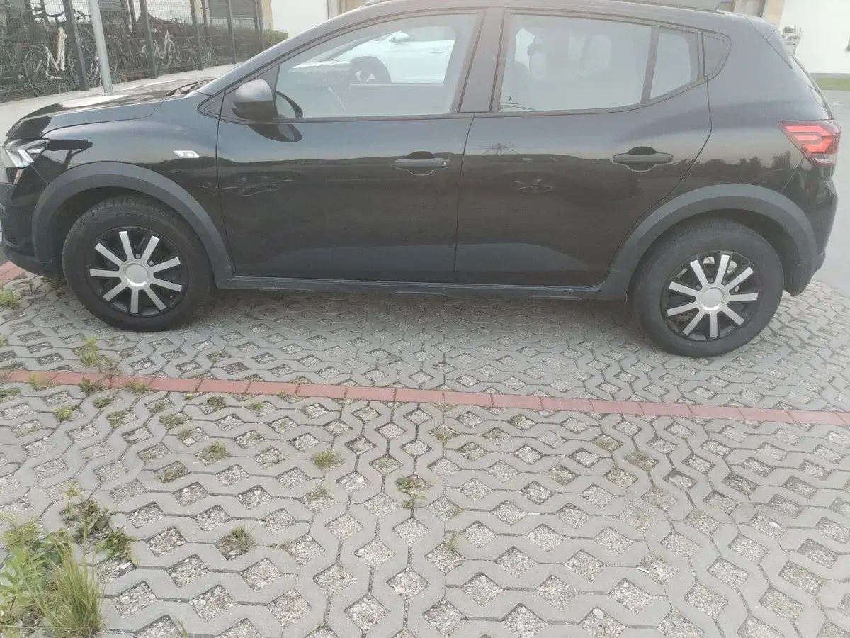 Gebraucht Dacia Sandero Comfort 101 PS (74 kW) 2021 Schwarz Limousine