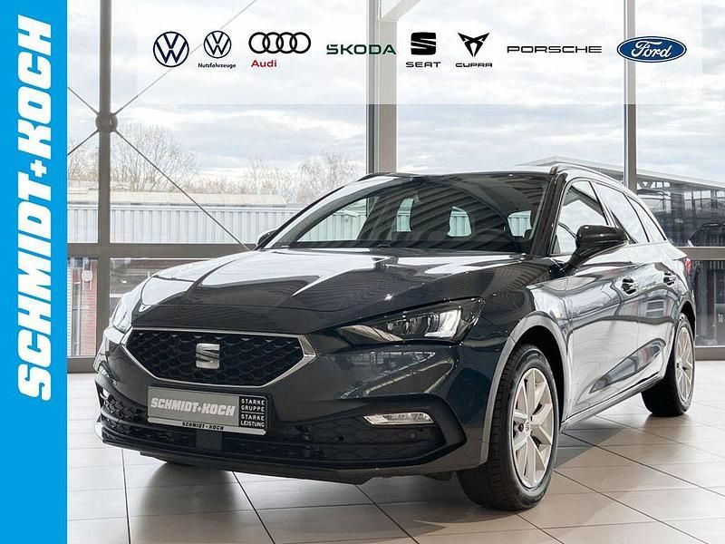 Grau Gebraucht 2024 Seat Leon Style Limousine | 28.990 € (Fairer Preis) - Bild 1/4