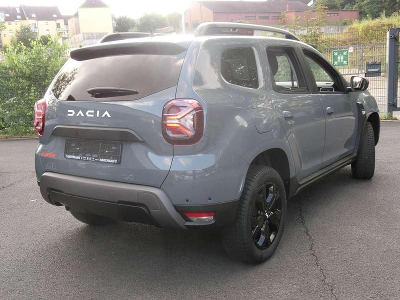 Gebraucht Dacia Duster Extreme 101 PS (74 kW) 2023 Grau  uni SUV