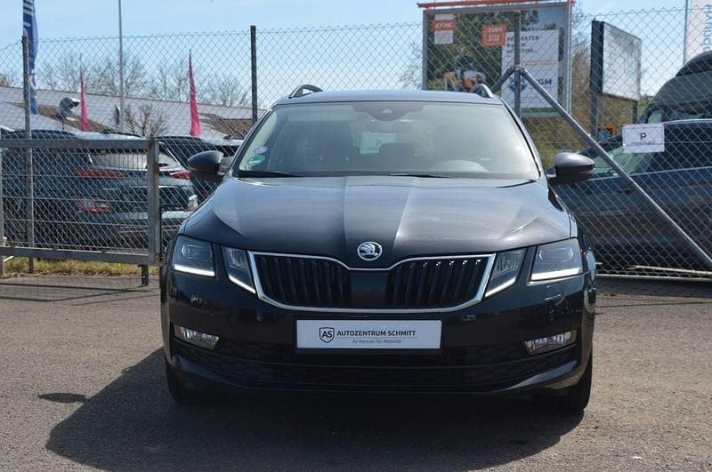 Gebraucht Skoda Octavia Soleil 150 PS (110 kW) 2019 Schwarz Kombi
