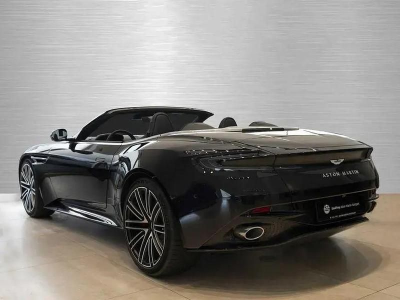 Neu Aston Martin DB12 680 PS (500 kW) 2025 Schwarz