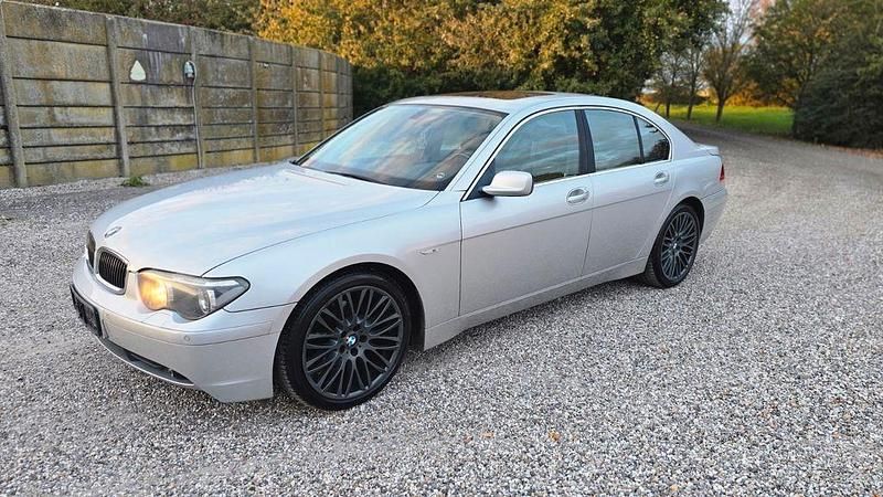 Silber Gebraucht 2003 BMW 735 Limousine | 7.500 € - Bild 1/4