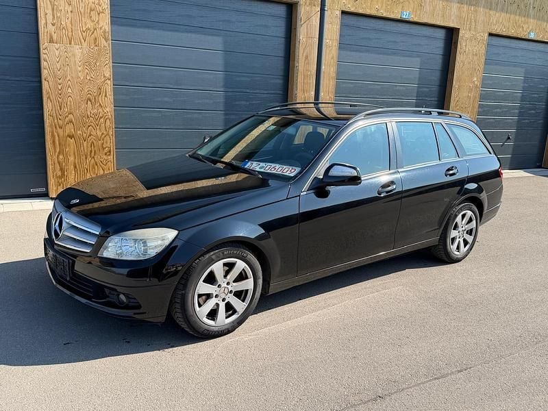Gebraucht Mercedes C180 156 PS (114 kW) 2007 Schwarz Kombi