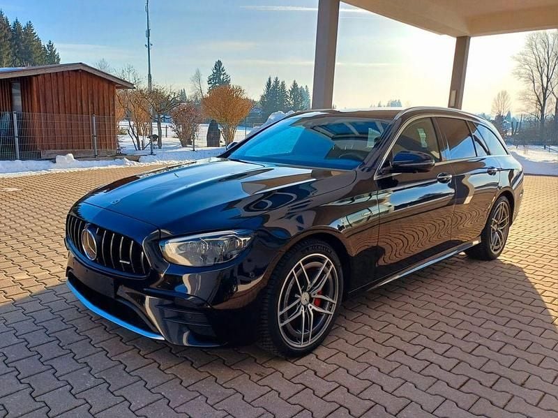 Schwarz Gebraucht 2021 Mercedes E53 AMG AMG Limousine | 47.800 € (Guter Preis) - Bild 1/4