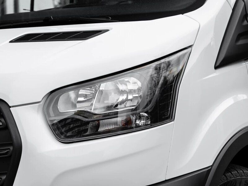 Gebraucht Ford Transit Trend 131 PS (96 kW) 2024 Frozen white Van