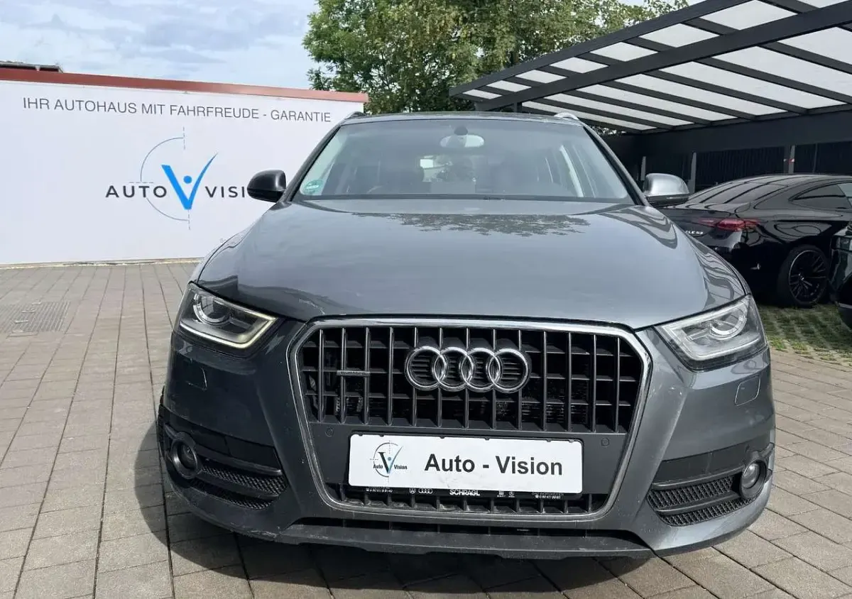 Gebraucht Audi Q3 Comfort 140 PS (102 kW) 2014 Grau SUV
