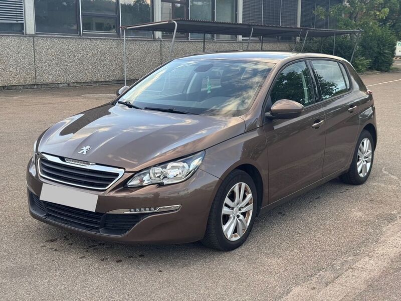 Braun Gebraucht 2015 Peugeot 308 Active Limousine | 5.750 € (Fairer Preis) - Bild 1/4