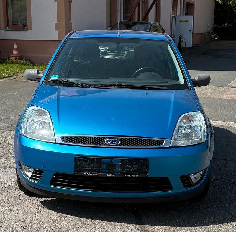 Gebraucht Ford Fiesta 2005 Blau Kleinwagen