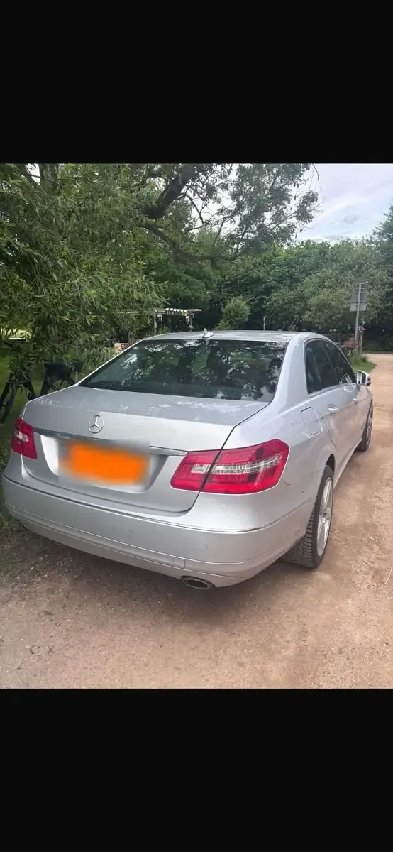 Gebraucht Mercedes E350 292 PS (214 kW) 2009 Silber Limousine