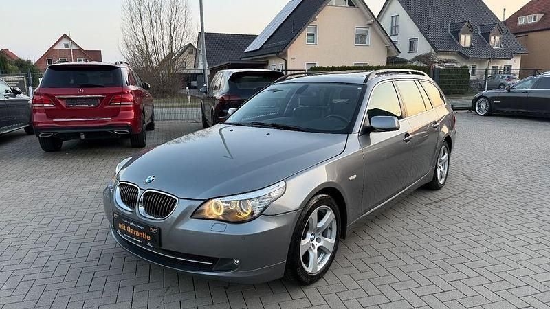 Gebraucht BMW 530 Advantage 235 PS (172 kW) 2008 Grau Kombi