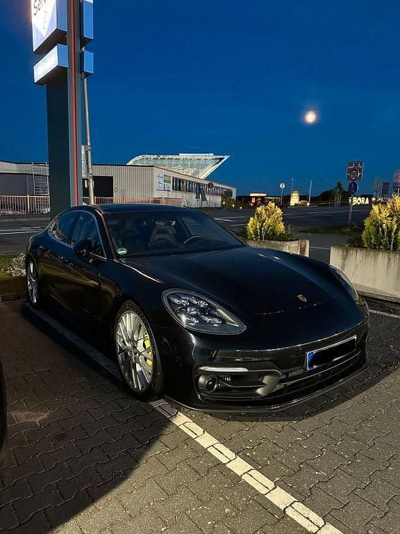 Schwarz Gebraucht 2021 Porsche Panamera 4S Limousine | 74.995 € (Fairer Preis) - Bild 1/4