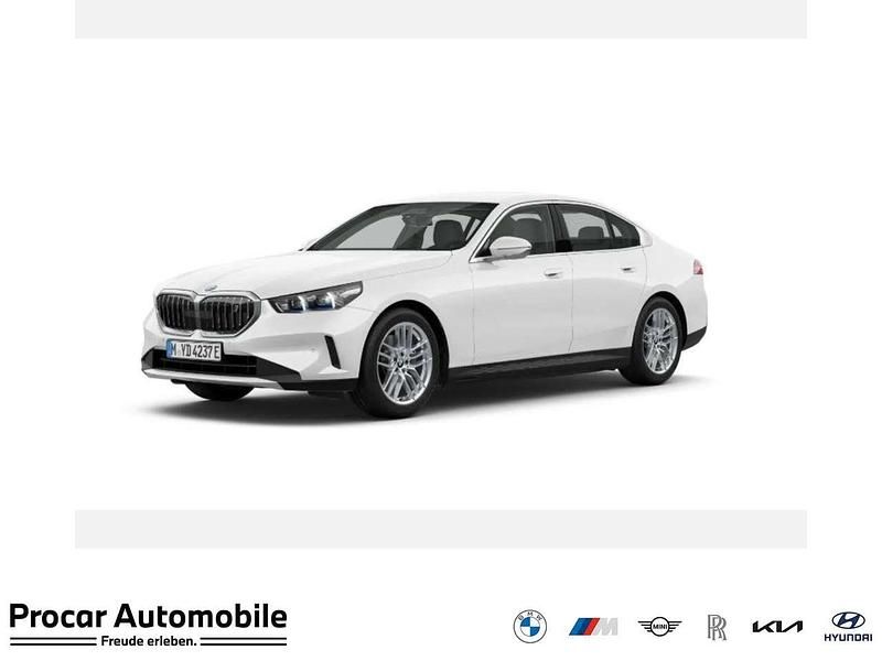 Weiß Neu 2025 BMW i5 Sport Line Limousine | 52.799 € - Bild 1/4