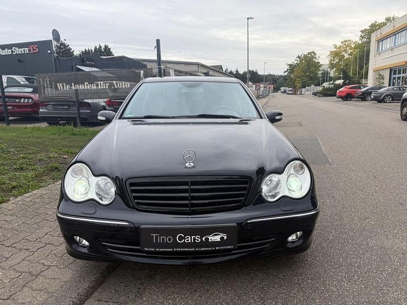 Schwarz Gebraucht 2005 Mercedes C230 Sport Edition Limousine | 4.599 € (Etwas zu teuer) - Bild 1/4