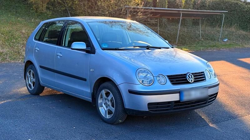 Gebraucht VW Polo 75 PS (55 kW) 2002 Silber Kleinwagen