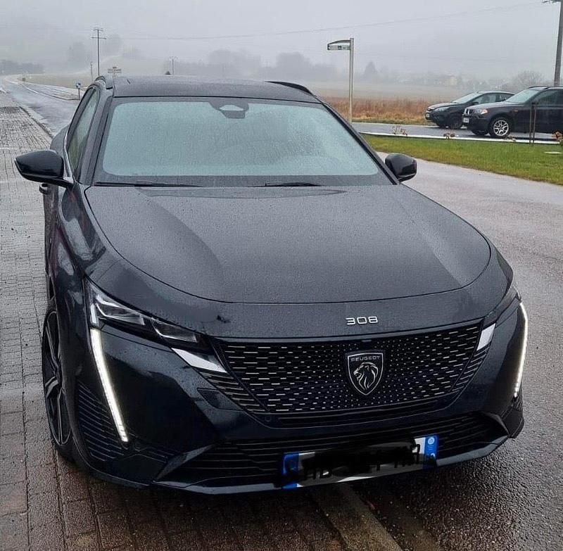 Gebraucht Peugeot 308 SW GT-line 136 PS (100 kW) 2024 Schwarz Kombi