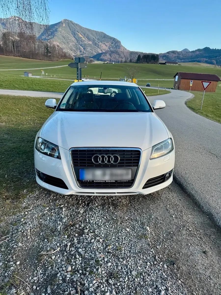 Używany Audi A3 160 KM (117 kW) 2010 Biały Hatchback