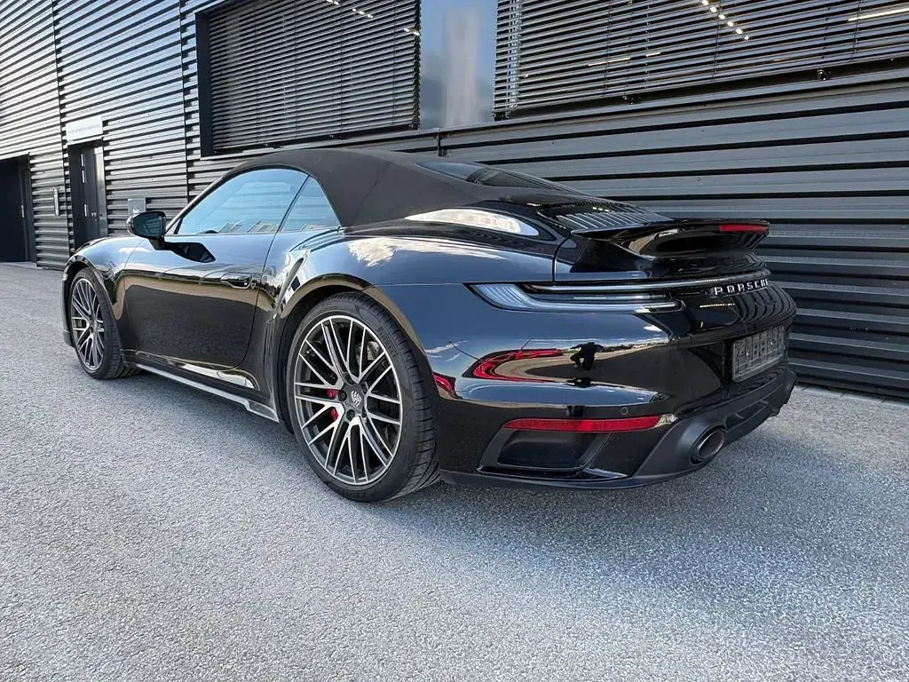 Gebraucht Porsche 992 581 PS (427 kW) 2021 Tiefschwarz Cabrio