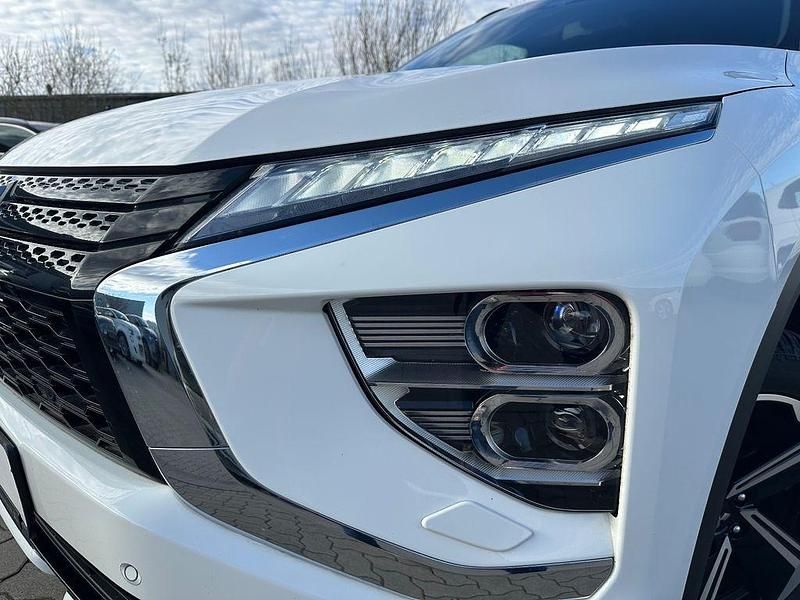 Usado Mitsubishi Eclipse Cross Plus 188 HP (138 kW) 2023 Branco SUV