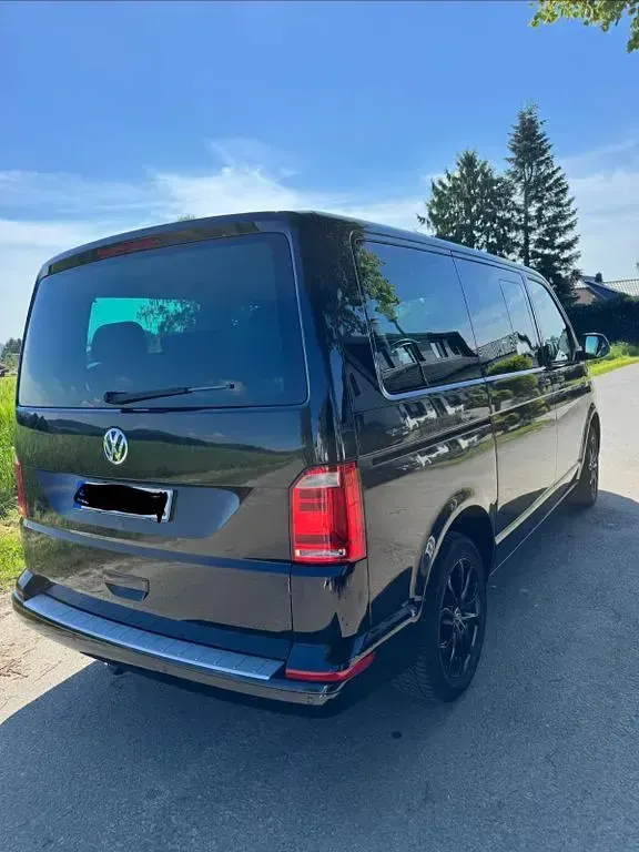 Gebraucht VW Multivan 150 PS (110 kW) 2016 Schwarz Van / Kleinbus