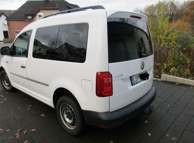 Gebraucht VW Caddy Comfortline 102 PS (75 kW) 2017 Weiß Van / Kleinbus