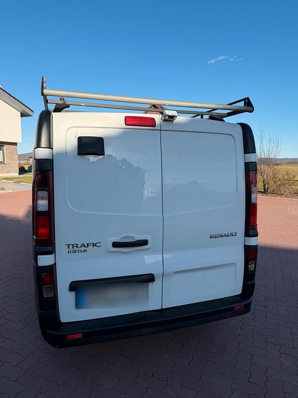 Gebraucht Renault Trafic 120 PS (88 kW) 2020 Weiß Van / Kleinbus
