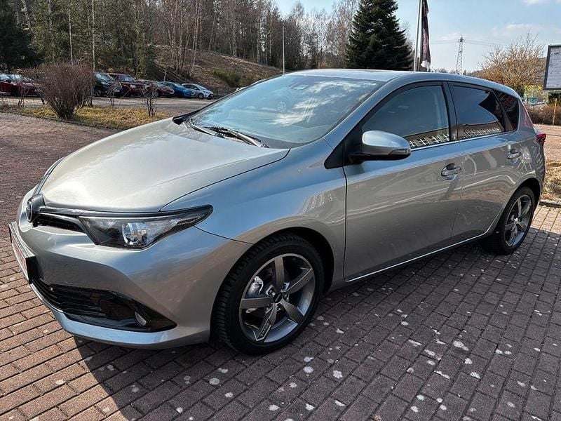 Gebraucht Toyota Auris Team 116 PS (85 kW) 2018 Grau Limousine