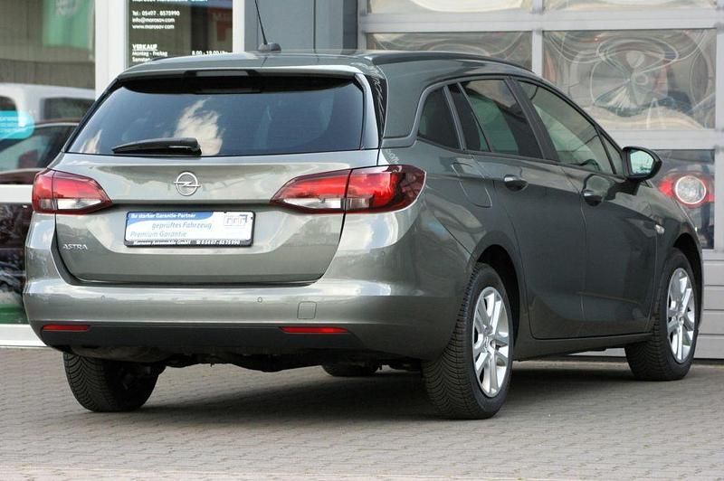 Gebraucht Opel Astra Edition 122 PS (89 kW) 2022 Grau Kombi