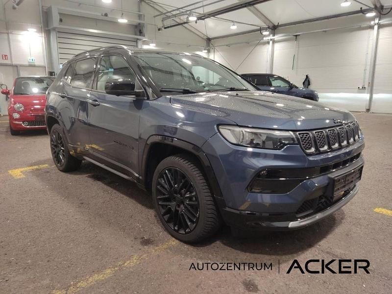 Gebraucht Jeep Compass 131 PS (96 kW) 2023 Blau SUV