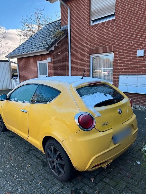 Gebraucht Alfa Romeo MiTo 155 PS (114 kW) 2009 Gelb Kleinwagen