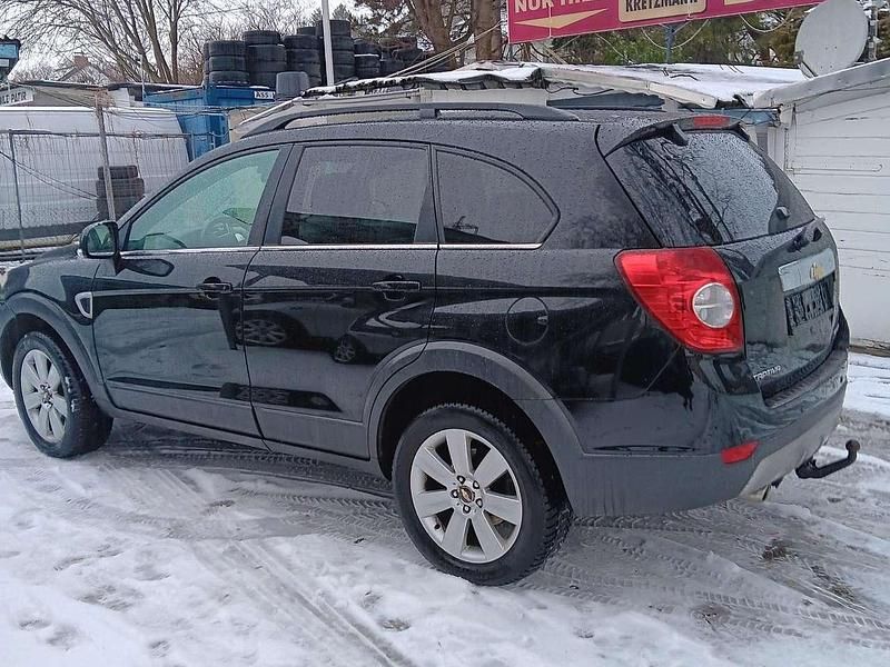 Gebraucht Chevrolet Captiva LT 150 PS (110 kW) 2008 Granada black (mica) SUV