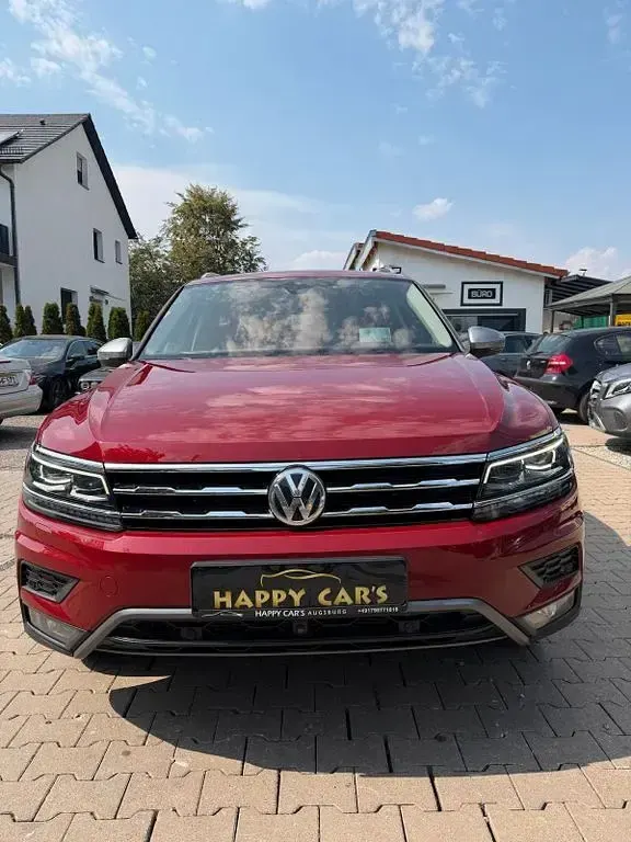 Gebraucht VW Tiguan Allspace Highline 190 PS (139 kW) 2019 Rot SUV