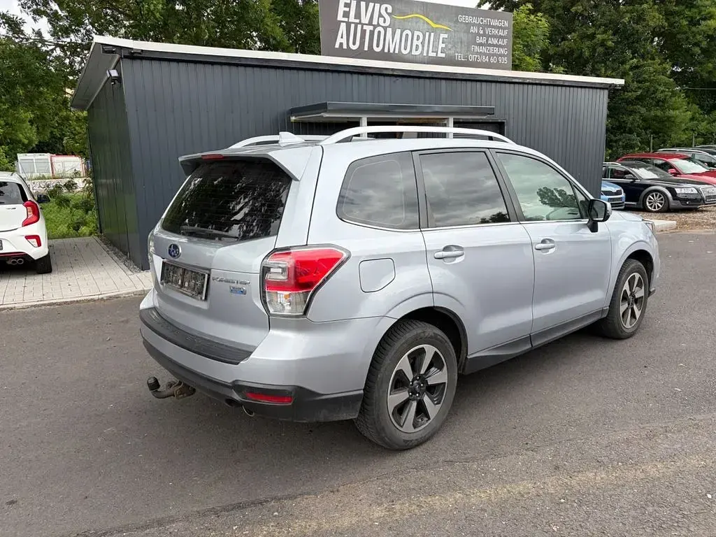 Gebraucht Subaru Forester Exclusive+ 147 PS (108 kW) 2016 Silber SUV