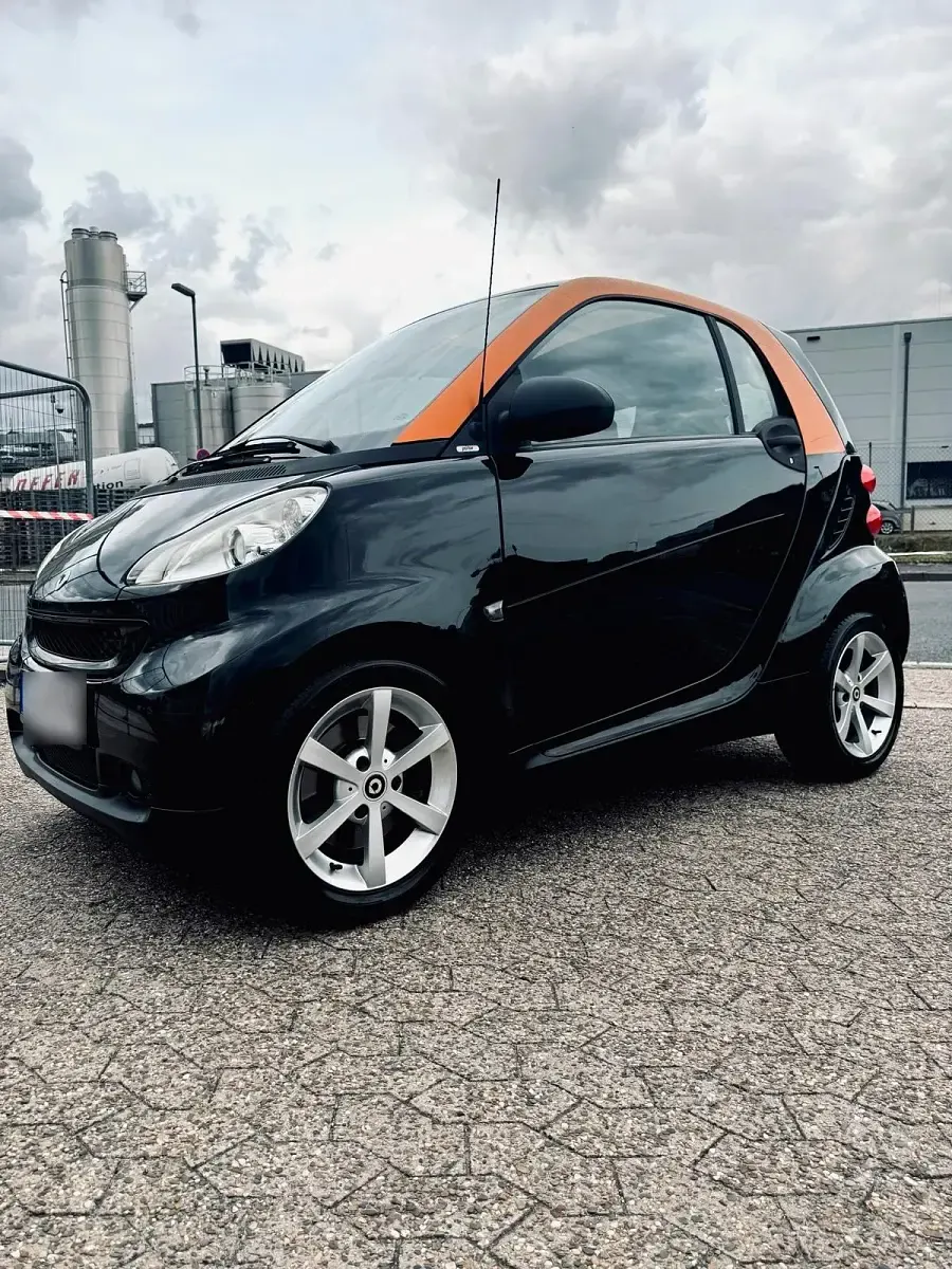 Gebraucht Smart ForTwo Coupé 71 PS (52 kW) 2010 Schwarz Coupé