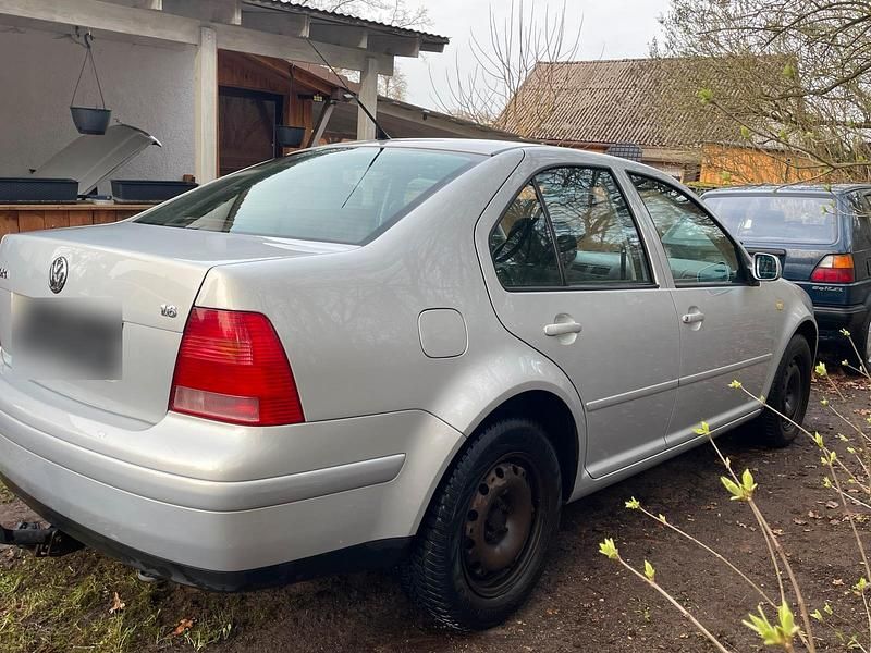 Gebraucht VW Bora 105 PS (77 kW) 1999 Silber Limousine