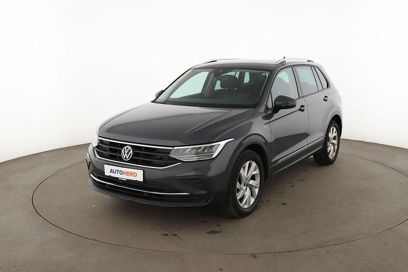 Gebraucht VW Tiguan Active 150 PS (110 kW) 2022 Grau SUV