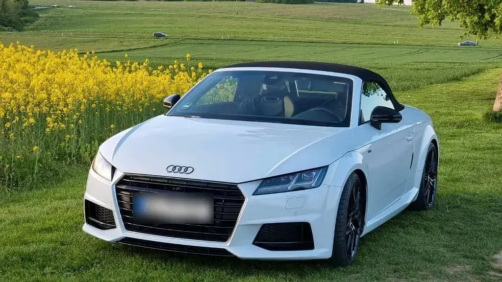 Gebraucht Audi TT Roadster Comfort 187 PS (137 kW) 2016 Weiß Cabrio