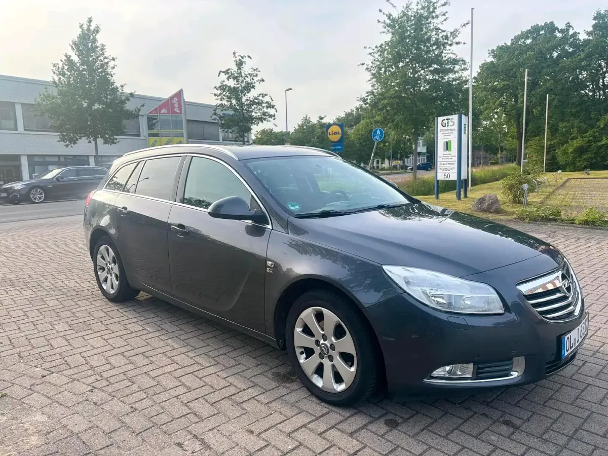 Gebraucht Opel Astra 185 PS (136 kW) 2012 Andere farben Kombi