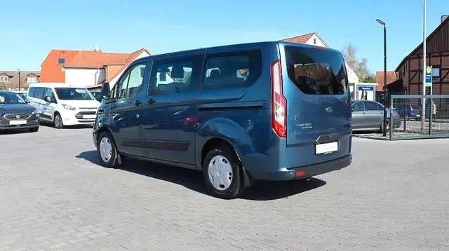 Używany Ford Transit Custom 140 KM (102 kW) 2019 Niebieski Minivan
