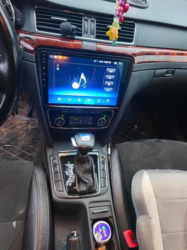 Gebraucht Skoda Superb 140 PS (102 kW) 2009 Schwarz Limousine