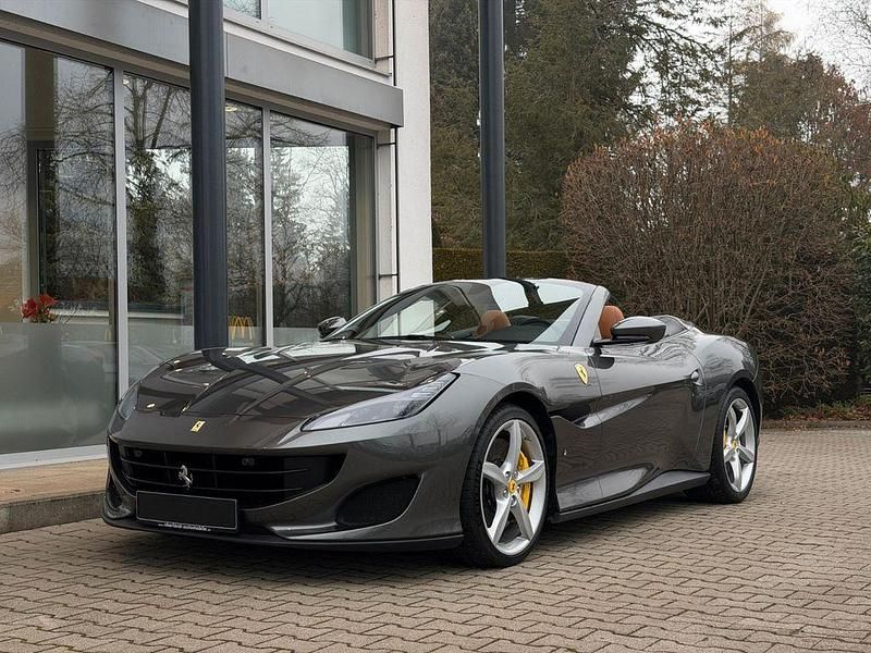 Gebraucht Ferrari Portofino 600 PS (441 kW) 2020 Rot Cabrio