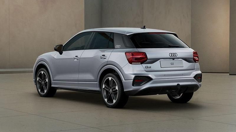 Neu Audi Q2 Advanced Plus 150 PS (110 kW) 2026 Silber SUV