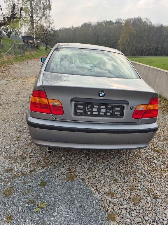 Gebraucht BMW 318 143 PS (105 kW) 2004 Limousine