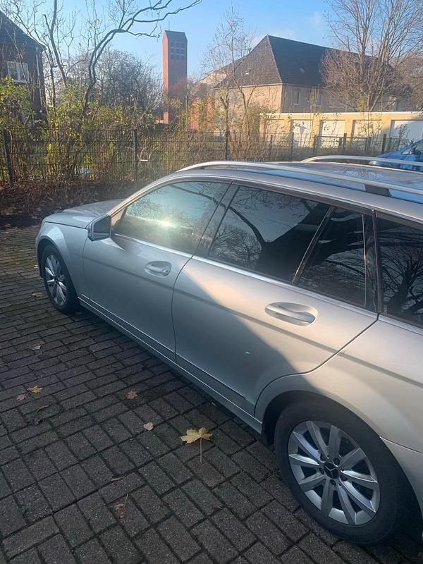 Gebraucht Mercedes C220 170 PS (125 kW) 2012 Grau Kombi