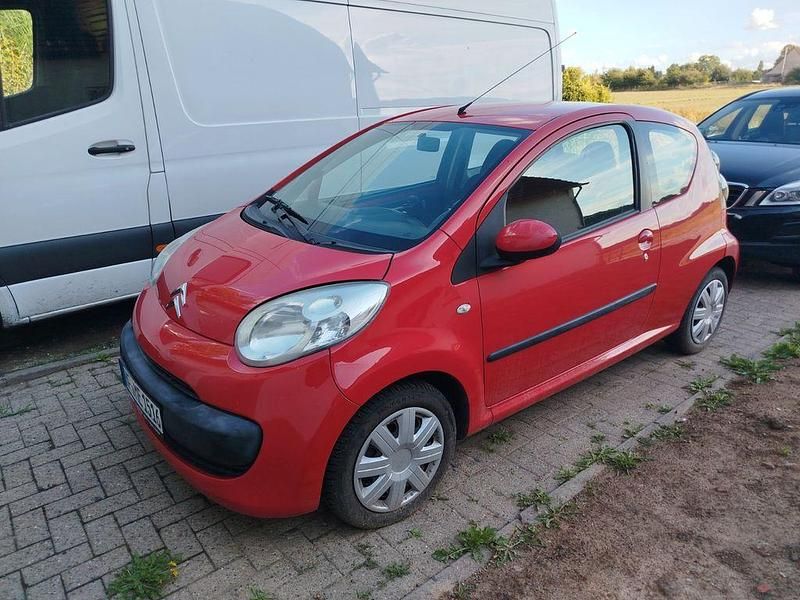 Rot Gebraucht 2008 Citroën C1 Style Kleinwagen | 1.700 € (Etwas zu teuer) - Bild 1/4