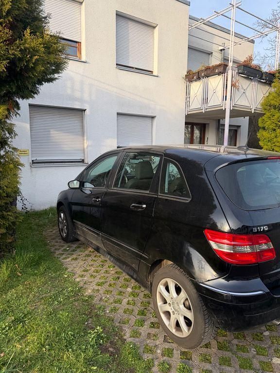 Gebraucht Mercedes B170 116 PS (85 kW) 2007 Schwarz Van / Kleinbus